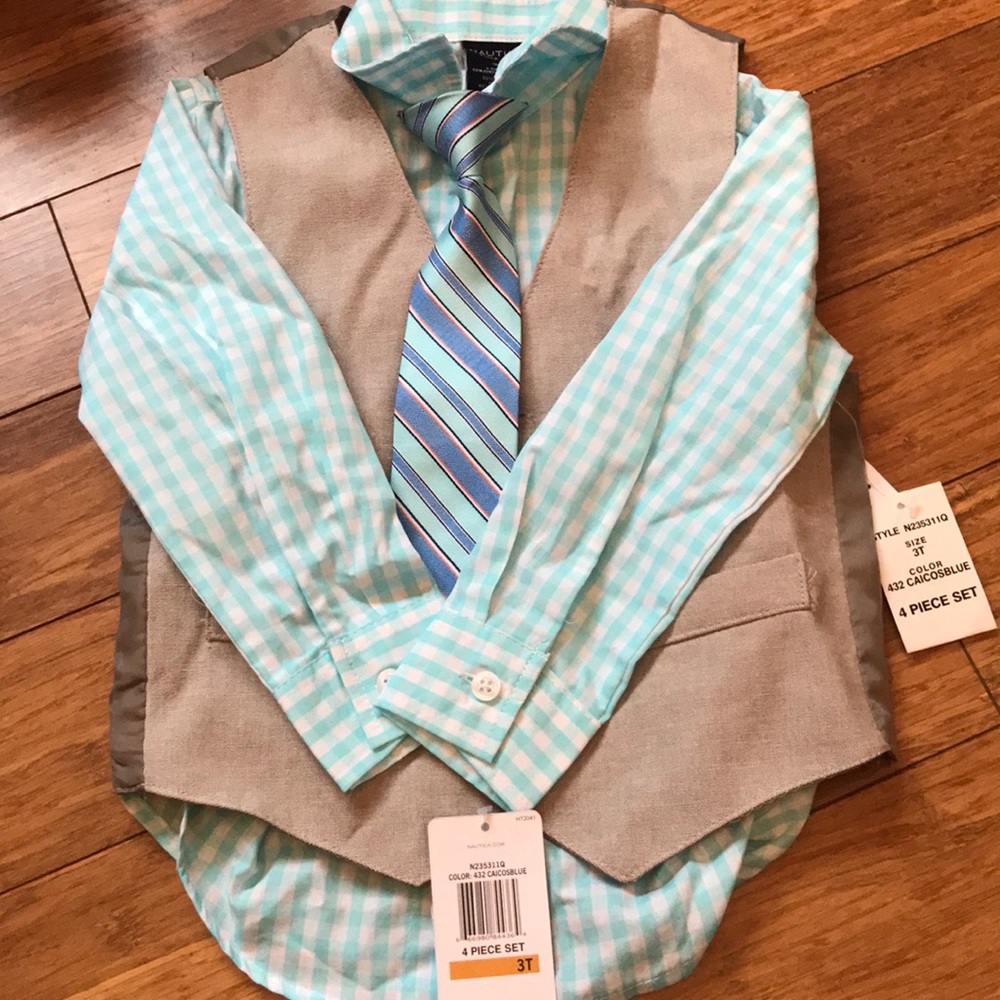 Toodler 3T Nautica 3-Piece Set Brand New